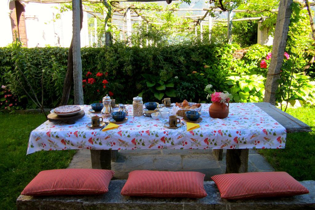 Bed & Breakfast Uvablu Trontano Bagian luar foto